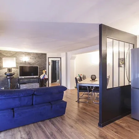Logement 6p Hyper Centre Idealement Situe